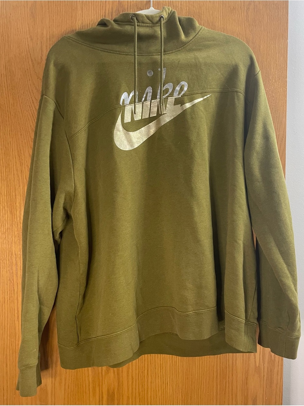 Nike Hoodie Womens 2X Plus size Olive Green Fleece Pullover Sweatshirt Foil